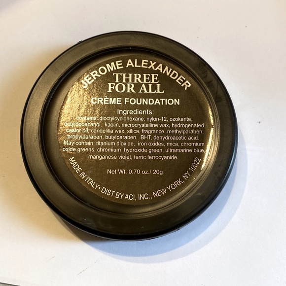 Crème foundation three for all Jerome Alexander - Picture 3 of 3